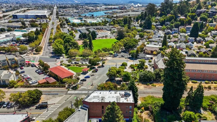 1 W Richmond Avenue, Richmond, California 94801