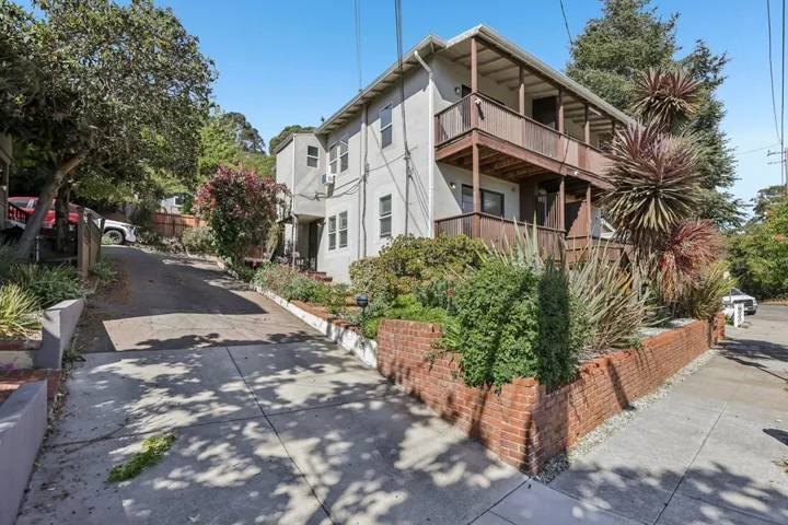 1-web-or-mls-Daisy St-S2806-001