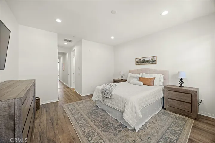 806 E Prommenade, Azusa, California 91702