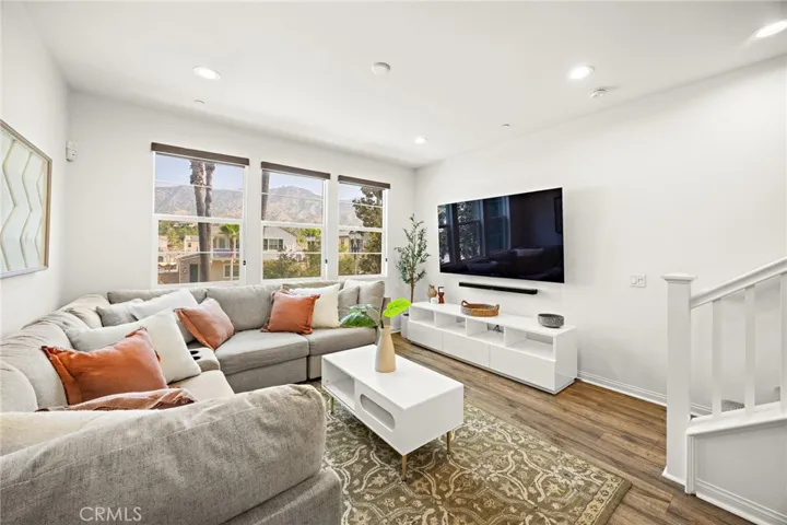 806 E Prommenade, Azusa, California 91702