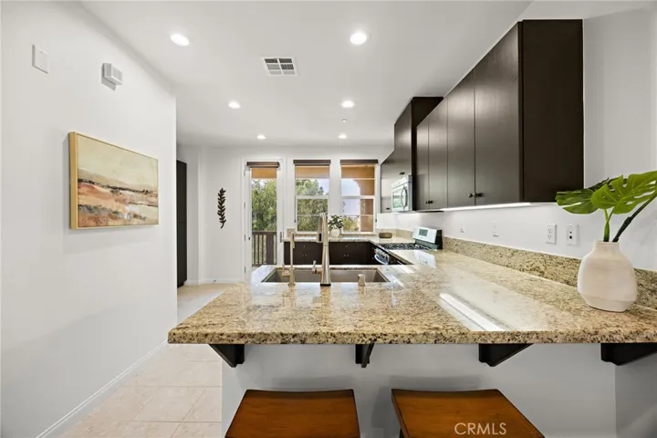 806 E Prommenade, Azusa, California 91702