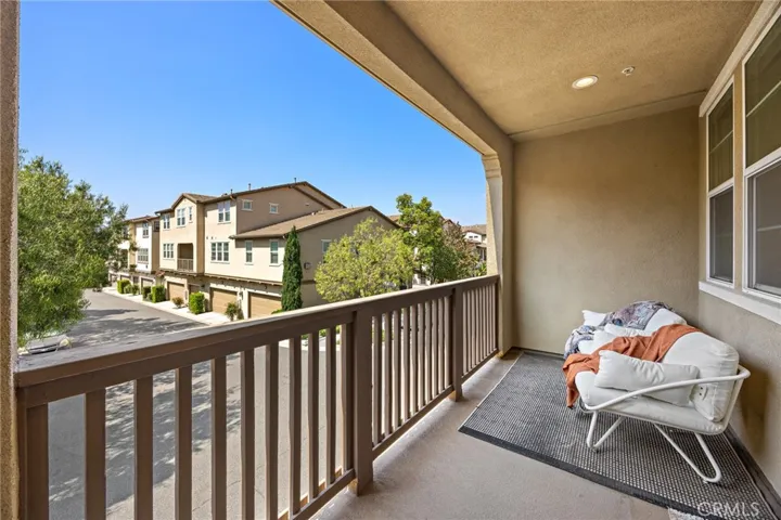 806 E Prommenade, Azusa, California 91702