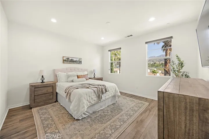 806 E Prommenade, Azusa, California 91702