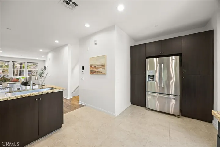 806 E Prommenade, Azusa, California 91702