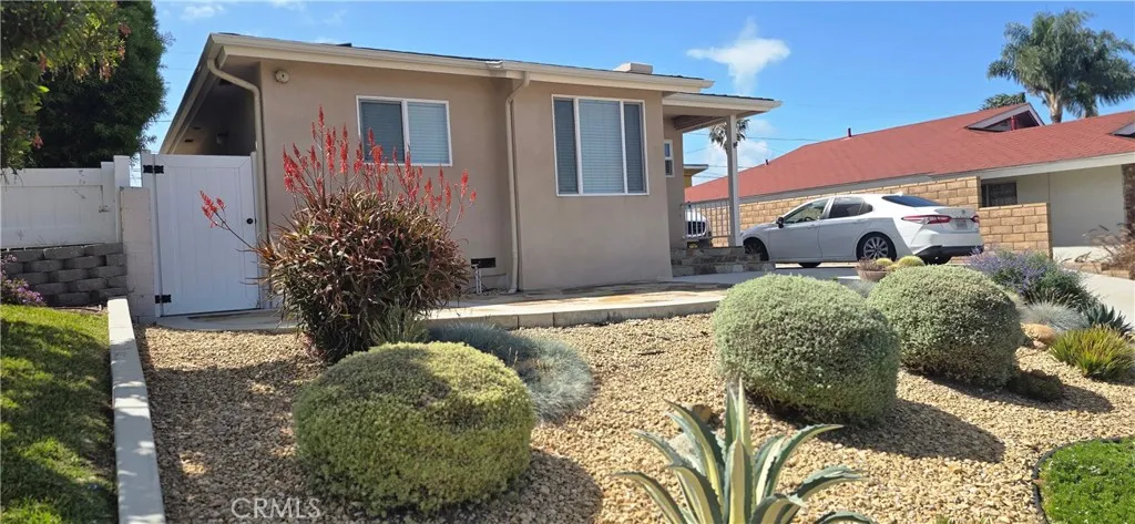 129 W Avenida Santiago, San Clemente, California 92672