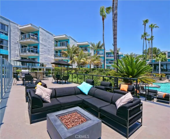 630 The Village 107, Redondo Beach, California 90277