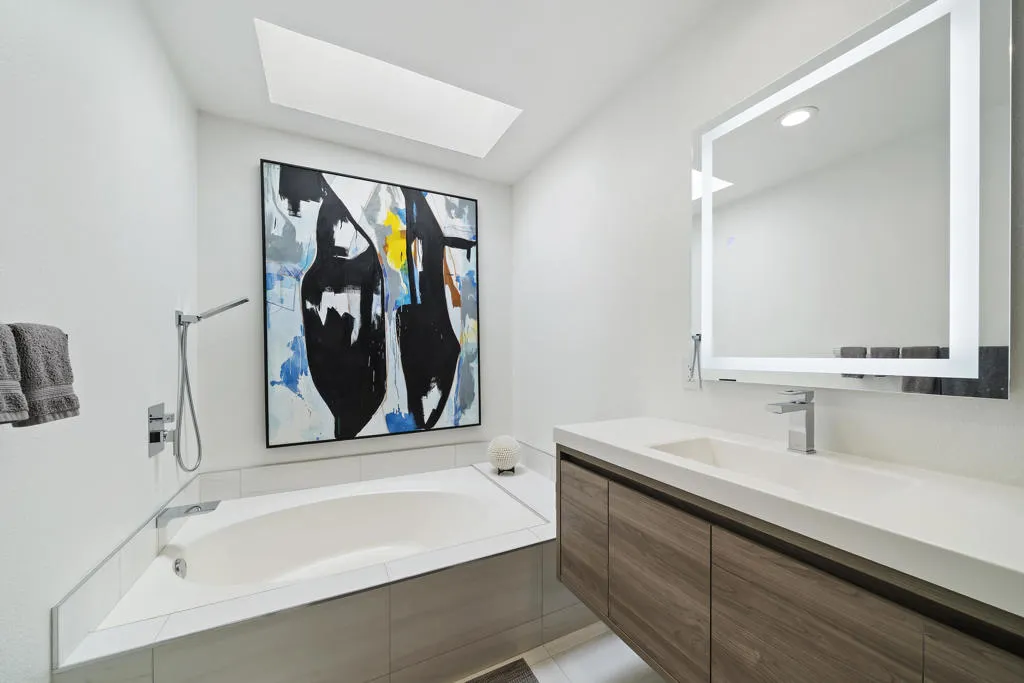 28-Primary​​‌​​​​‌​​‌‌​​‌​​​‌‌​​​‌​​‌‌​​‌‌​​‌‌​​​​ Bathroom