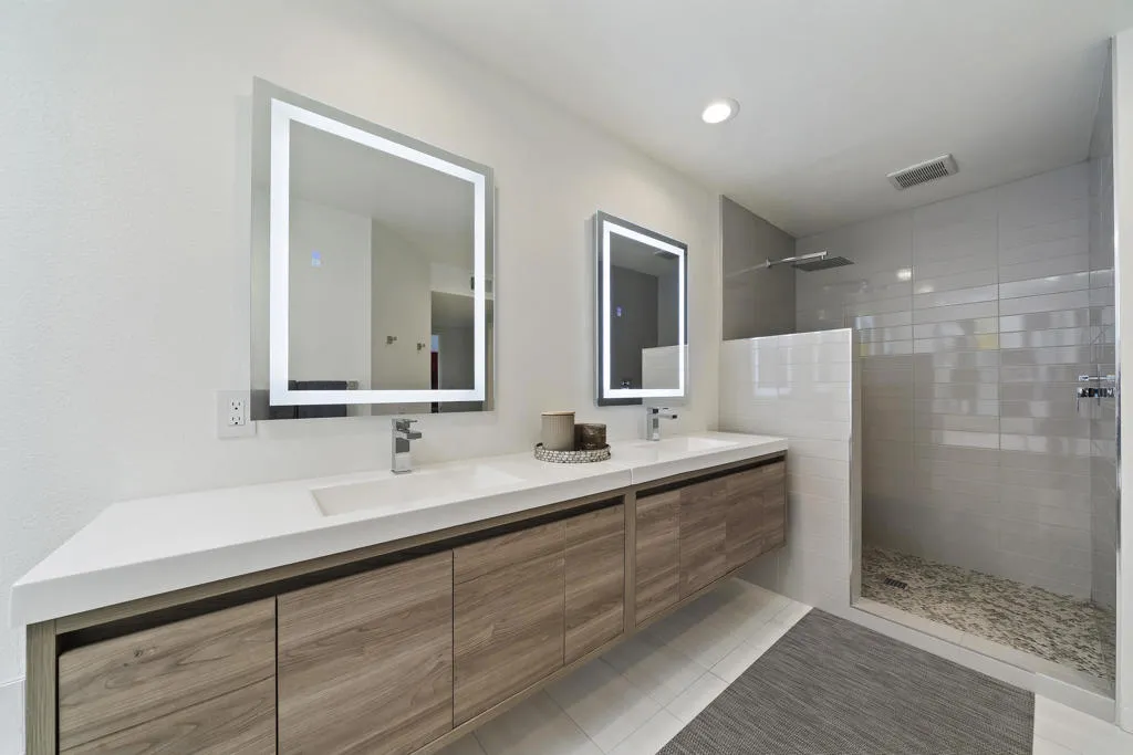 29-Primary Bathroom