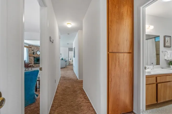 12450 Algonquin, Apple Valley, California 92308
