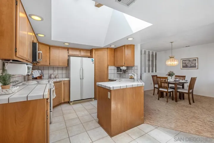 12450 Algonquin, Apple Valley, California 92308