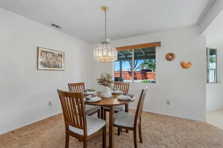 12450 Algonquin, Apple Valley, California 92308