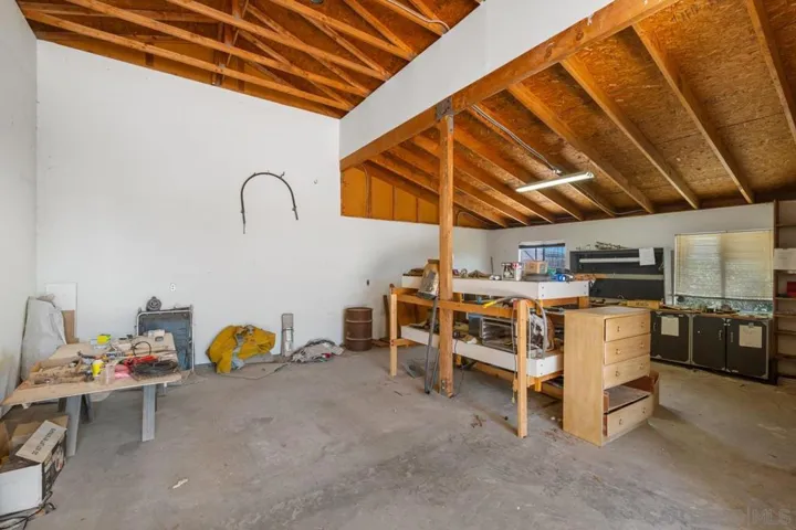 12450 Algonquin, Apple Valley, California 92308