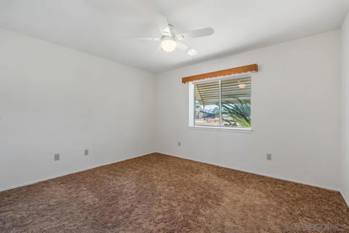 12450 Algonquin, Apple Valley, California 92308