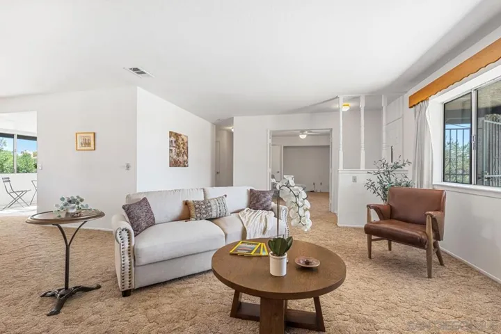 12450 Algonquin, Apple Valley, California 92308