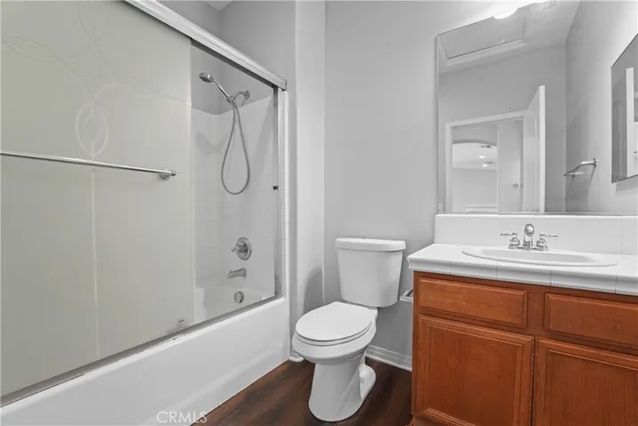 Bathroom #1 (Upper Level)