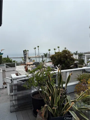 206 Fernleaf A, Corona Del Mar, California 92625