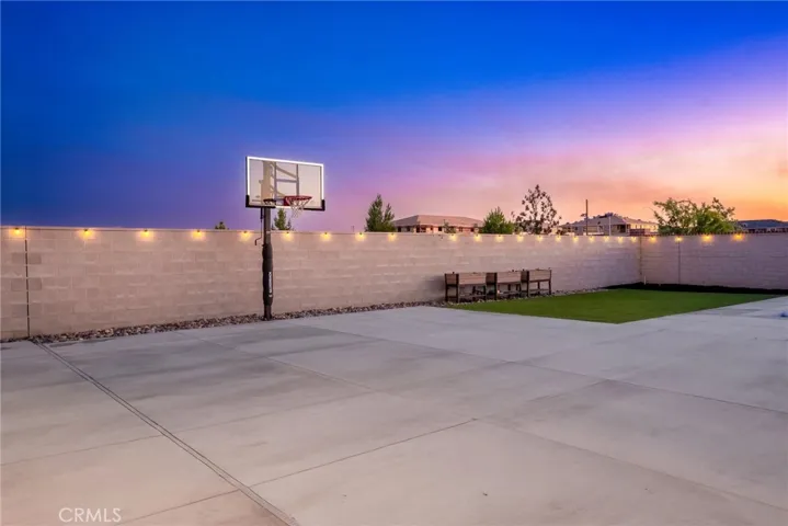 3519 Jardineire, Bakersfield, California 93311