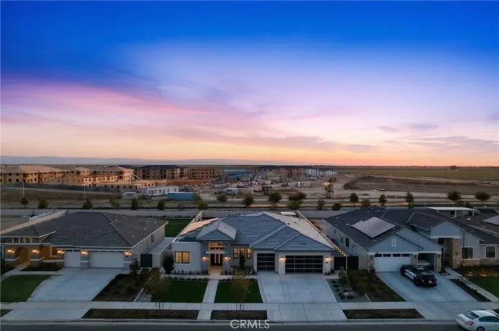 3519 Jardineire, Bakersfield, California 93311