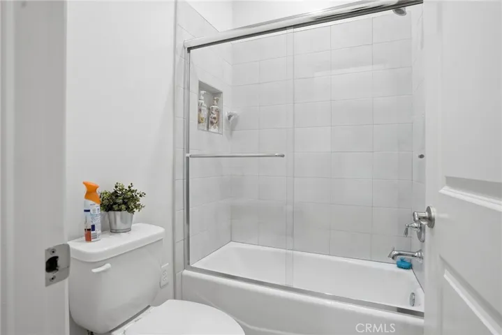 3519 Jardineire, Bakersfield, California 93311