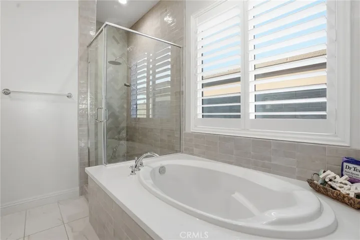3519 Jardineire, Bakersfield, California 93311