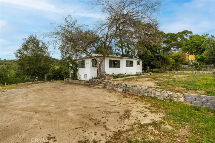 7444 Tranquil Drive, Tujunga, California 91042