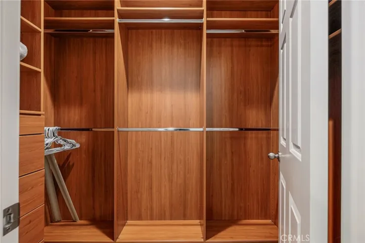 Walk in Closet