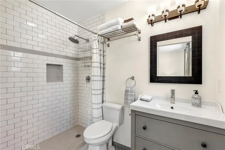 2923 Jeffries, Los Angeles, California 90065