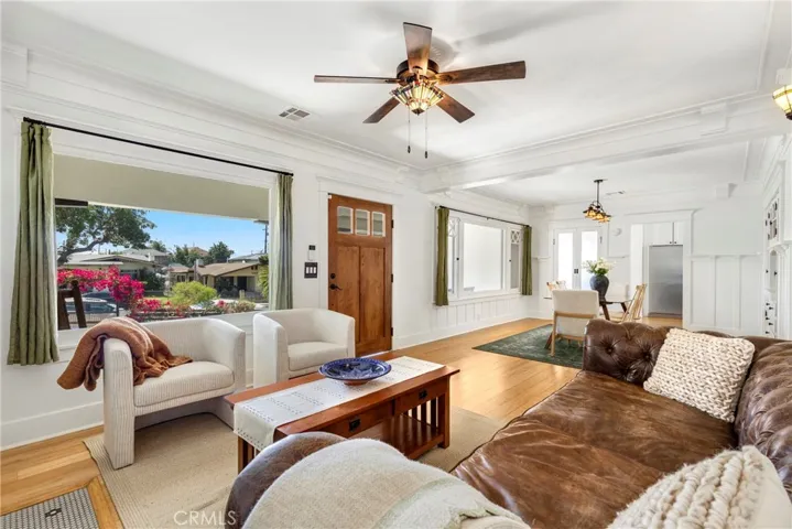 2923 Jeffries, Los Angeles, California 90065