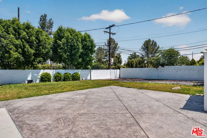 6292 Lubao Avenue, Woodland Hills, California 91367