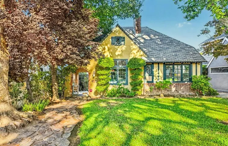 1303 39th Street, Sacramento, California 95816