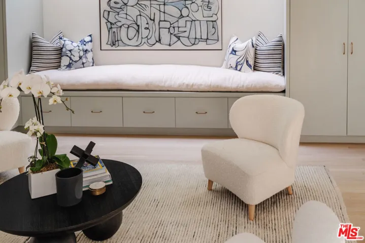 712 San Lorenzo Street, Santa Monica, California 90402