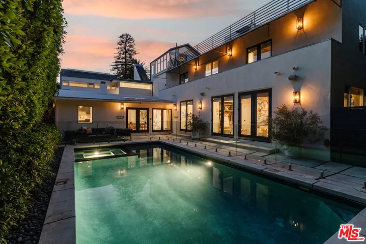 712 San Lorenzo Street, Santa Monica, California 90402