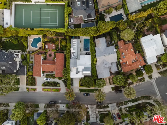 712 San Lorenzo Street, Santa Monica, California 90402