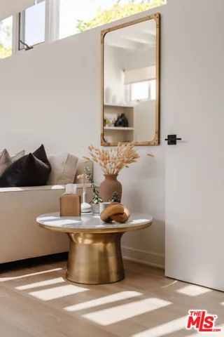 712 San Lorenzo Street, Santa Monica, California 90402
