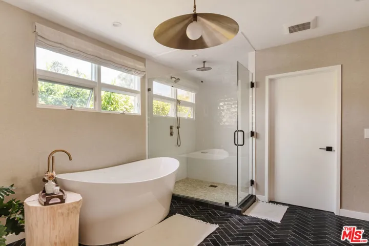 712 San Lorenzo Street, Santa Monica, California 90402