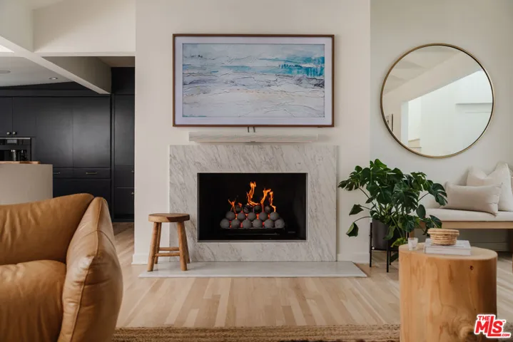 712 San Lorenzo Street, Santa Monica, California 90402