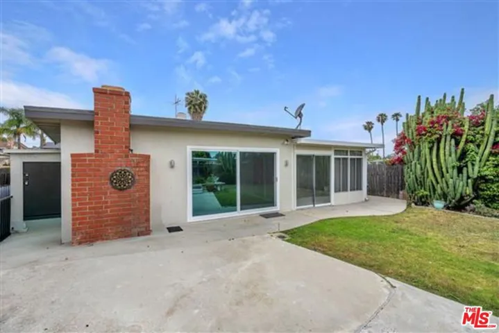 5100 Lindblade Drive, Culver City, California 90230
