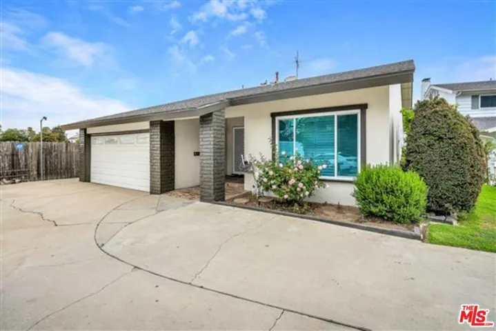 5100 Lindblade Drive, Culver City, California 90230