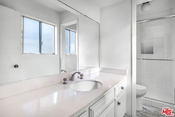 5100 Lindblade Drive, Culver City, California 90230