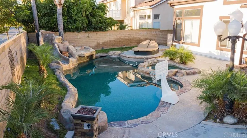 113 Gomez Circle, Placentia, California 92870
