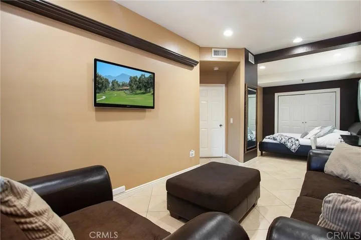 113 Gomez Circle, Placentia, California 92870
