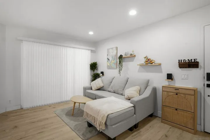 145 W El Norte 122, Escondido, California 92026