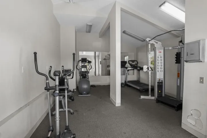 145 W El Norte 122, Escondido, California 92026