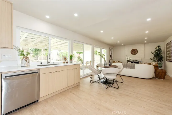 Kitchen- breakfast nook- family room