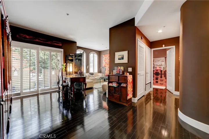 12060 Hoffman 107, Studio City, California 91604