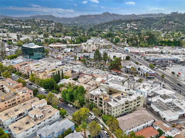12060 Hoffman 107, Studio City, California 91604