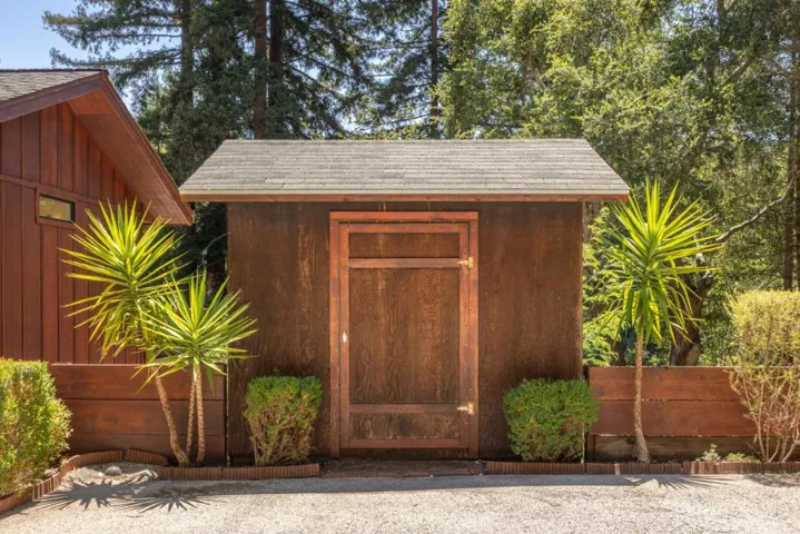 301 Upper Road, Boulder Creek, California 95006
