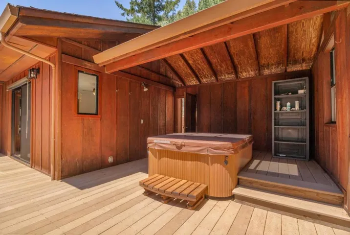 301 Upper Road, Boulder Creek, California 95006