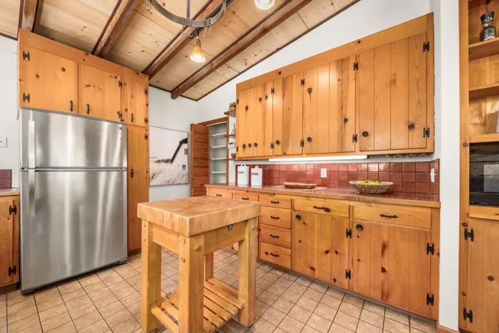 301 Upper Road, Boulder Creek, California 95006