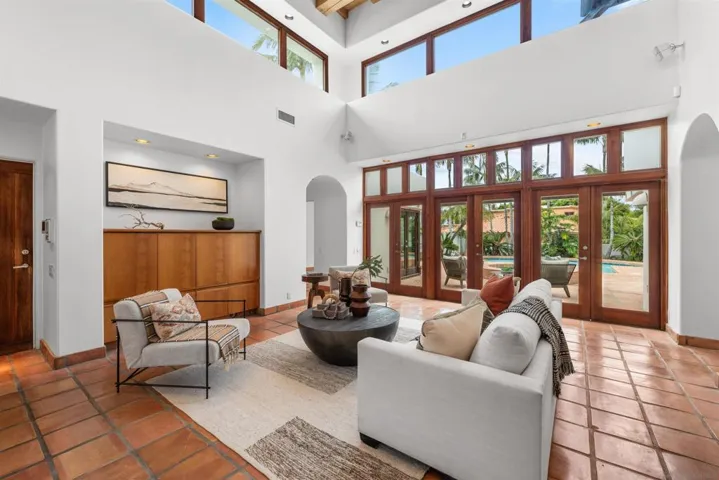 2320 Camino Del Collado, La Jolla, California 92037